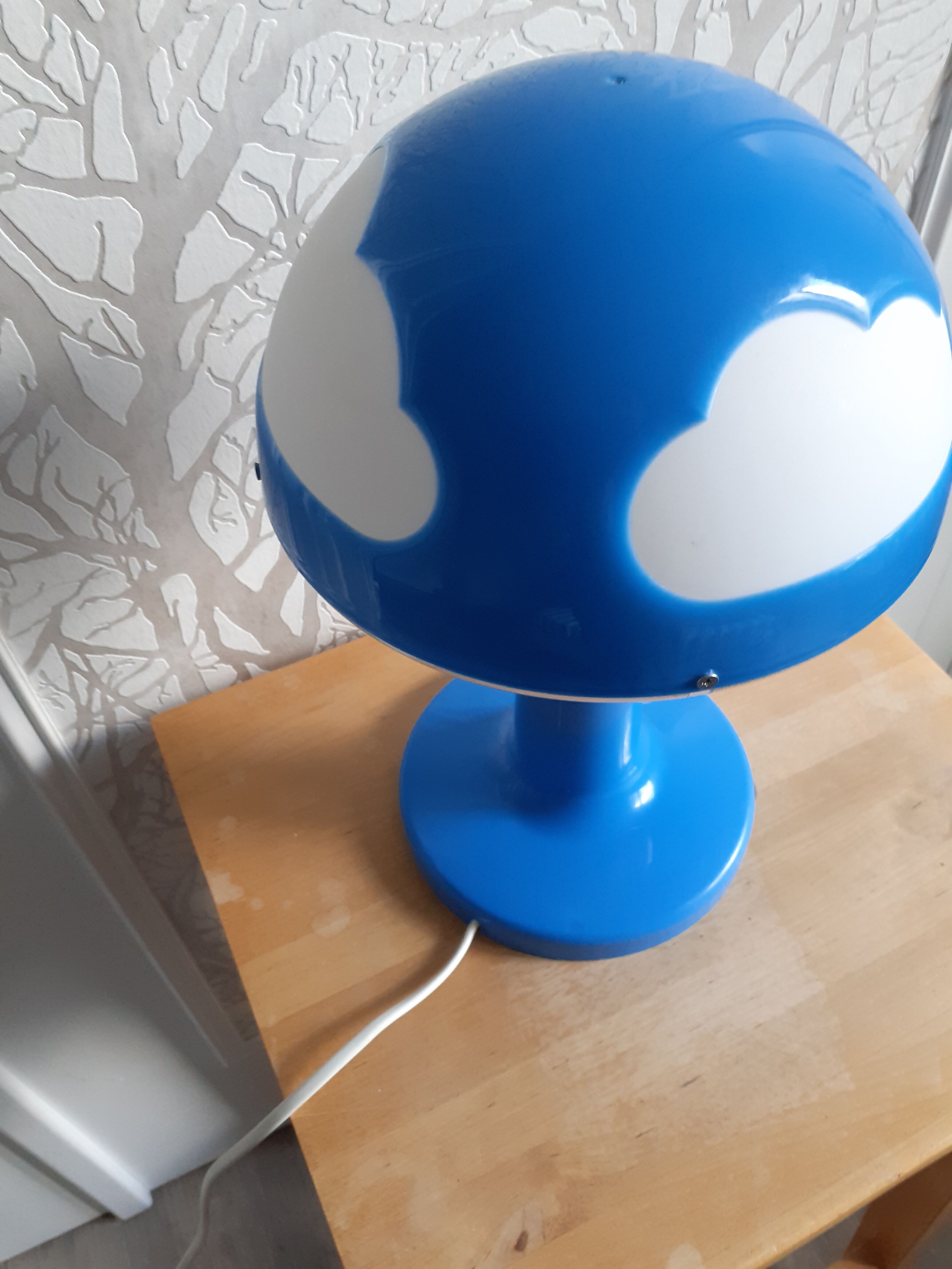 Blue cloud lamp skojig