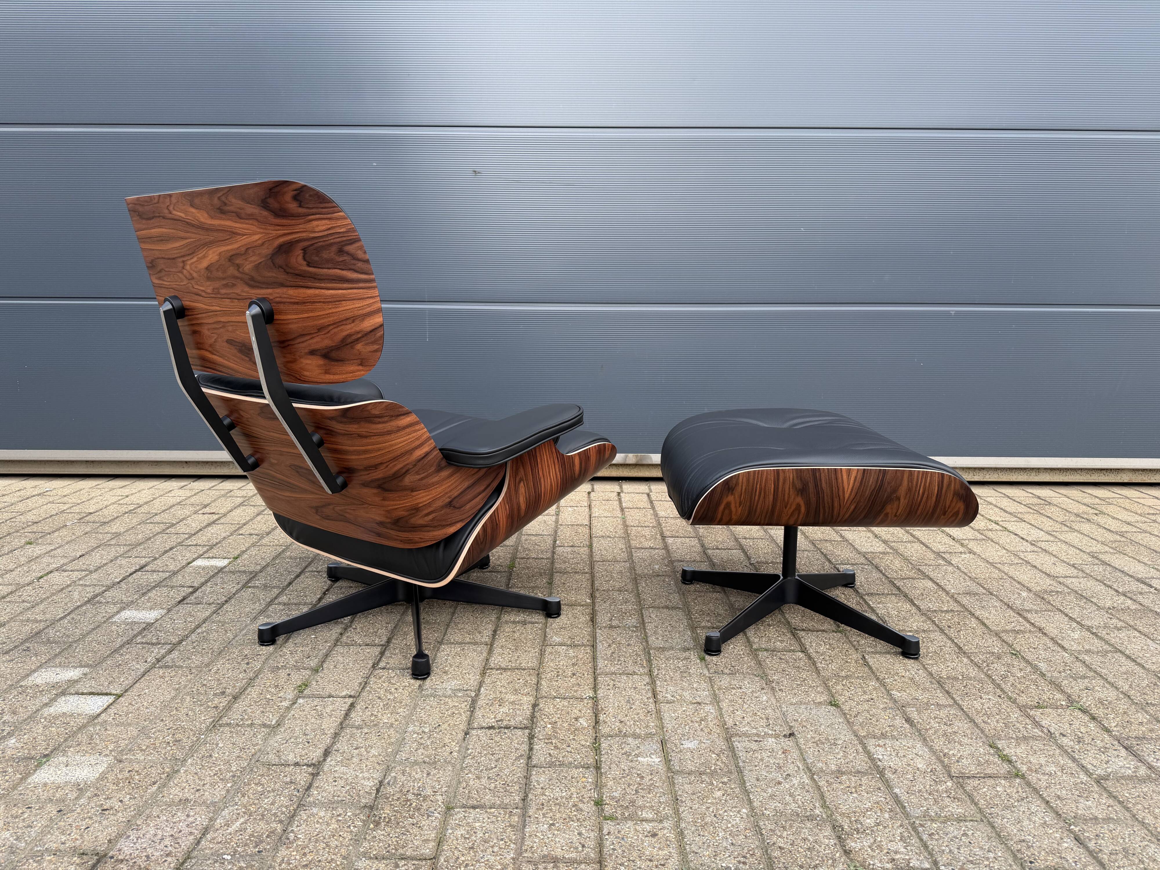 Vitra Eames Lounge Chair XL + Ottoman, Black leather & Santos Rosewood