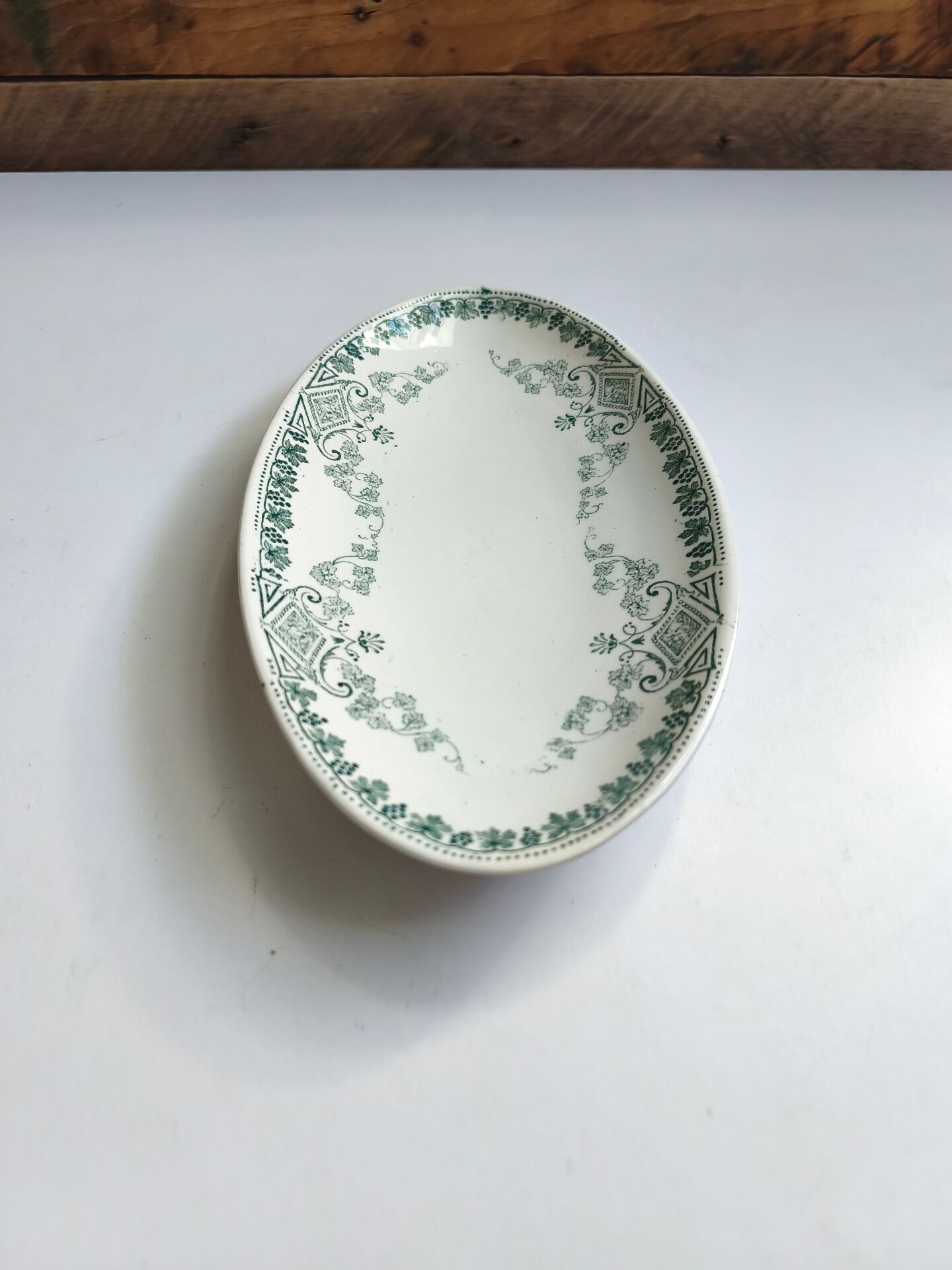 Ravier KG Lunéville Caumartin blanc et décor bleu vert