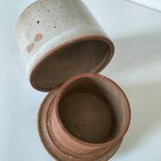 Beurrier à eau en grès artisanal
