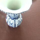 Vase trompette en faïence de la Maison Boch