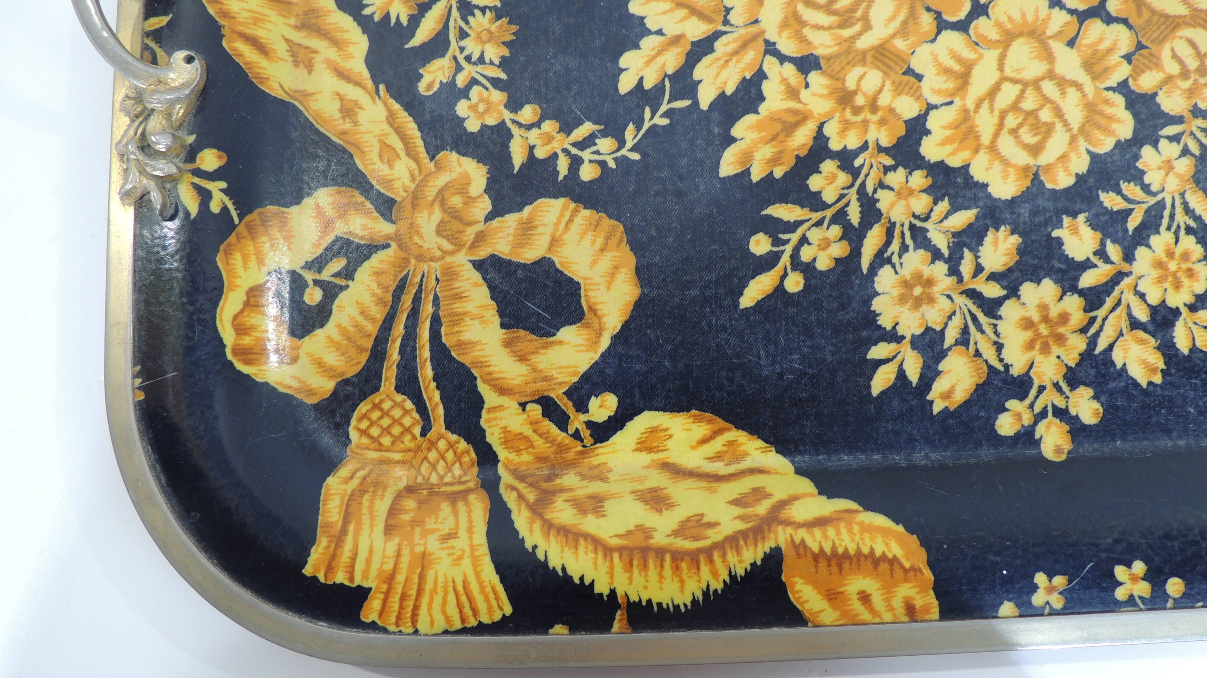 Plateau de service à thé style baroque