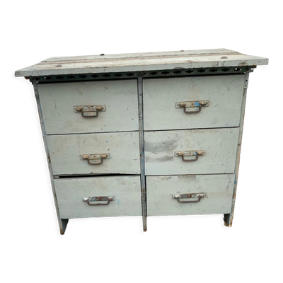 Meuble à tiroirs d’atelier
