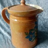 Alsacian milk jar covered in enamel sandstone