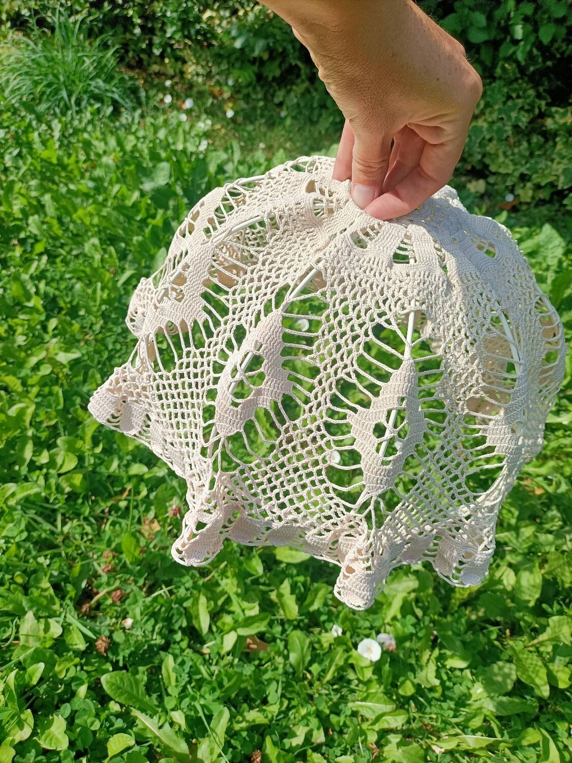 Retro lace chandelier/lampshade