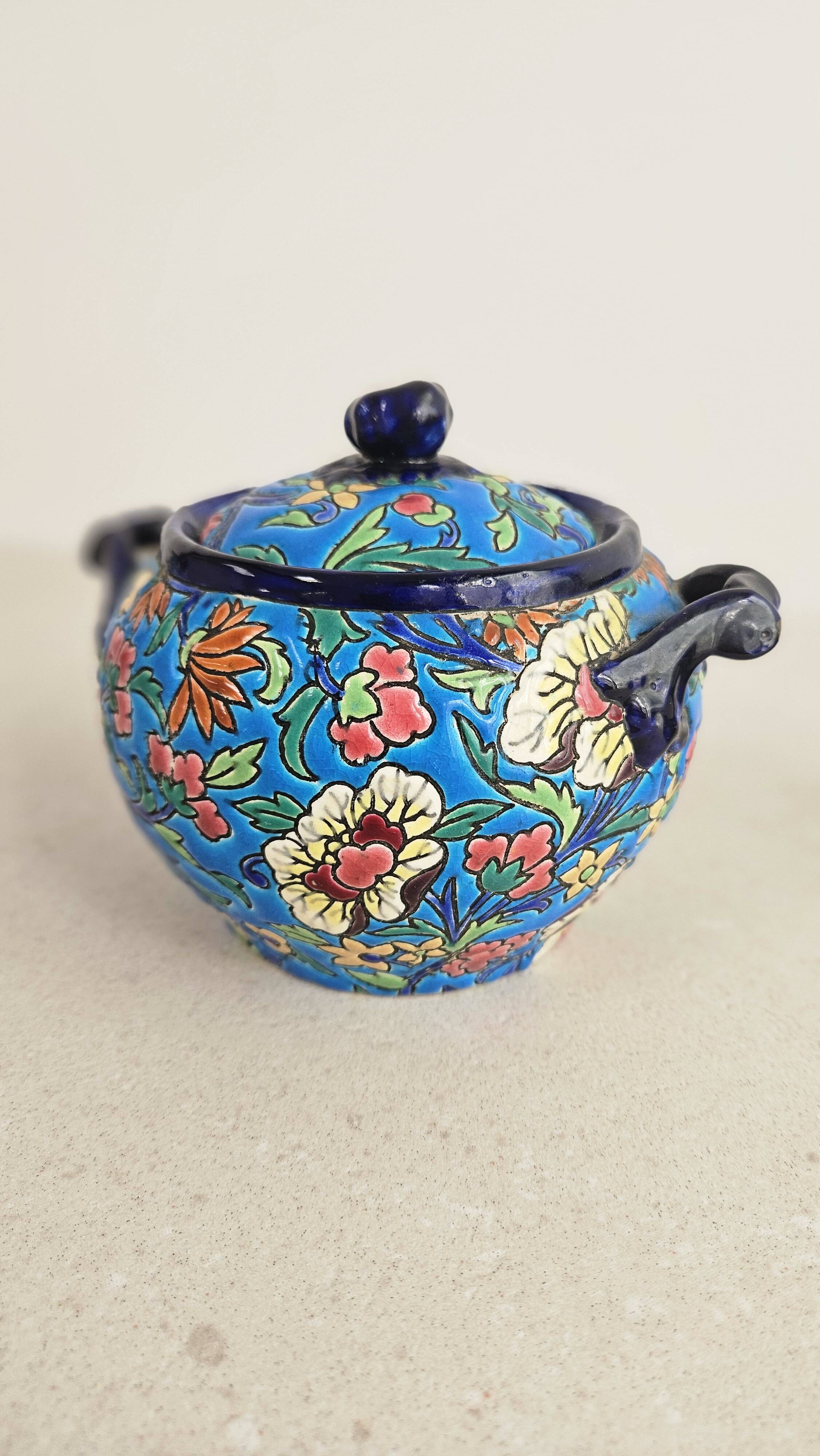 Complete tea/coffee service in Longwy enamel.