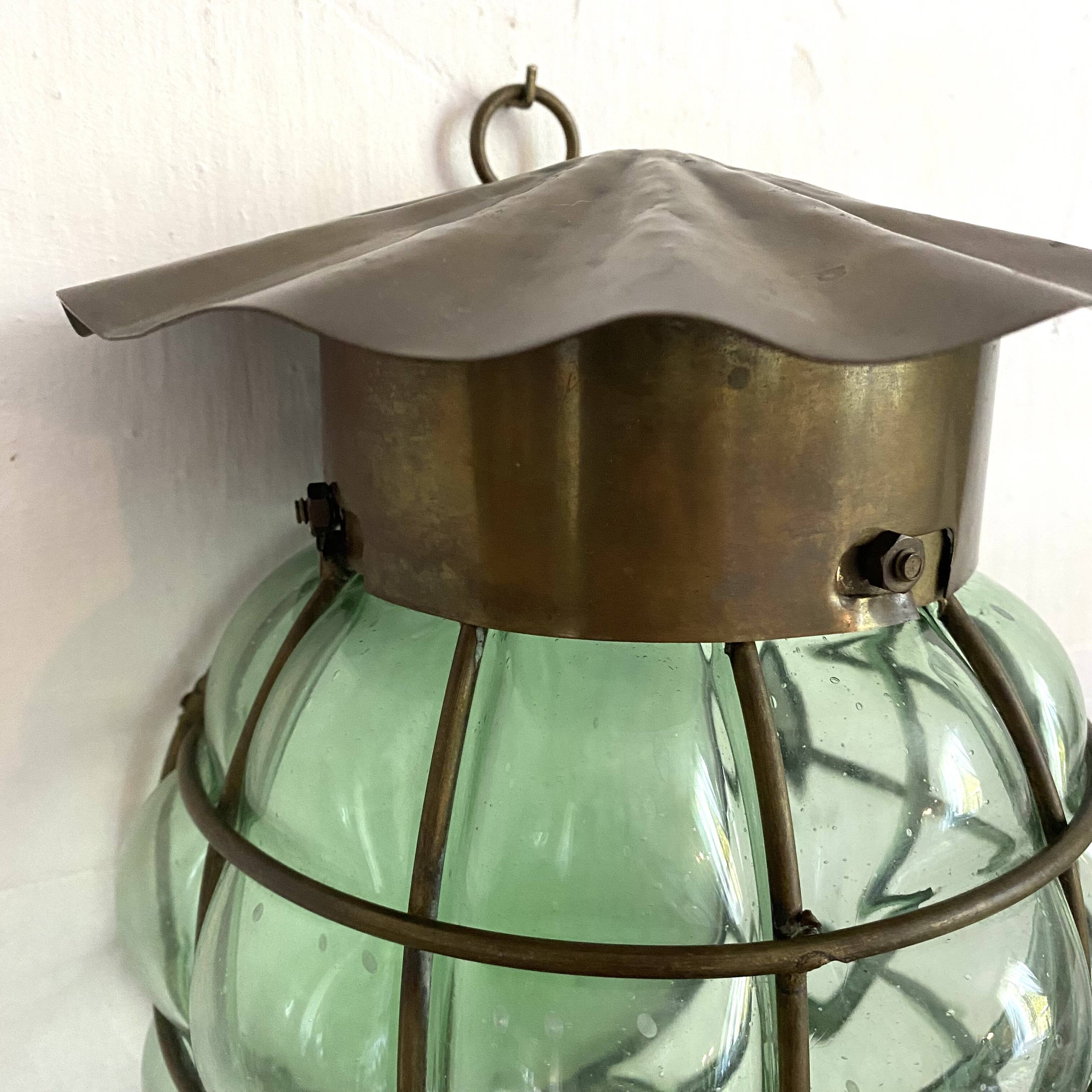 Marine wall lamp in blown glass