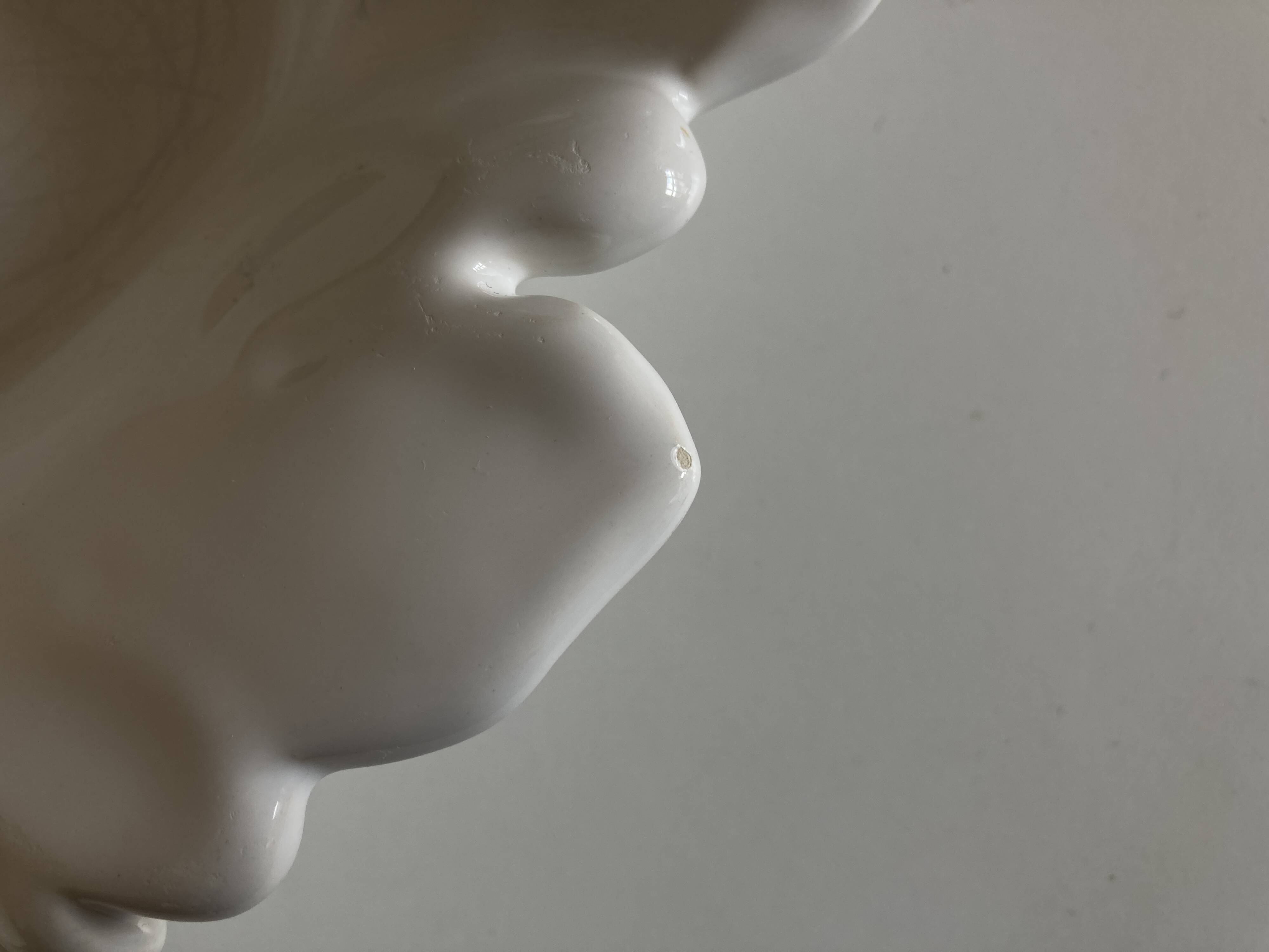 Acanthus platter in Malicorne earthenware, 18th century