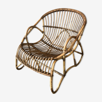 Rattan basket chair