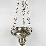 19th-century sanctuary chandelier in silver-plated brass, decorated with angels, 78 cm.