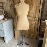 Ancien mannequin de couture le tourneur