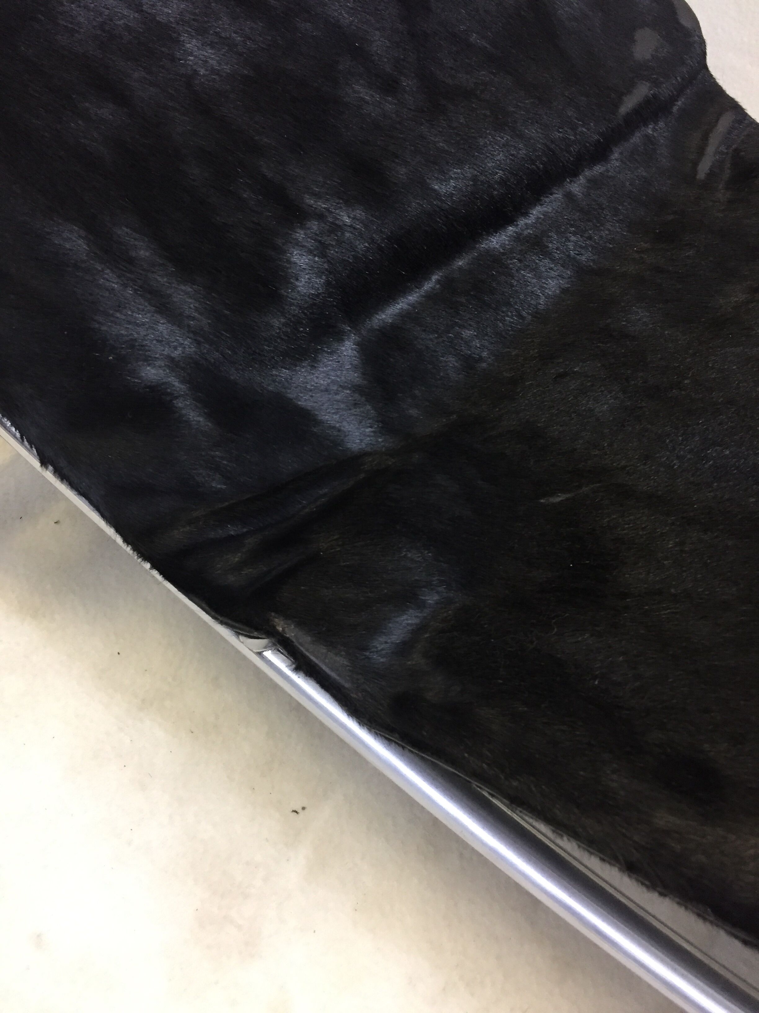 LC4 long chair in foal by Le Corbusier for Cassina