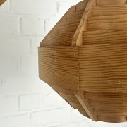 Pair of Hans-Agne Jakobsson pendant lights in pine veneer – AB Ellysett