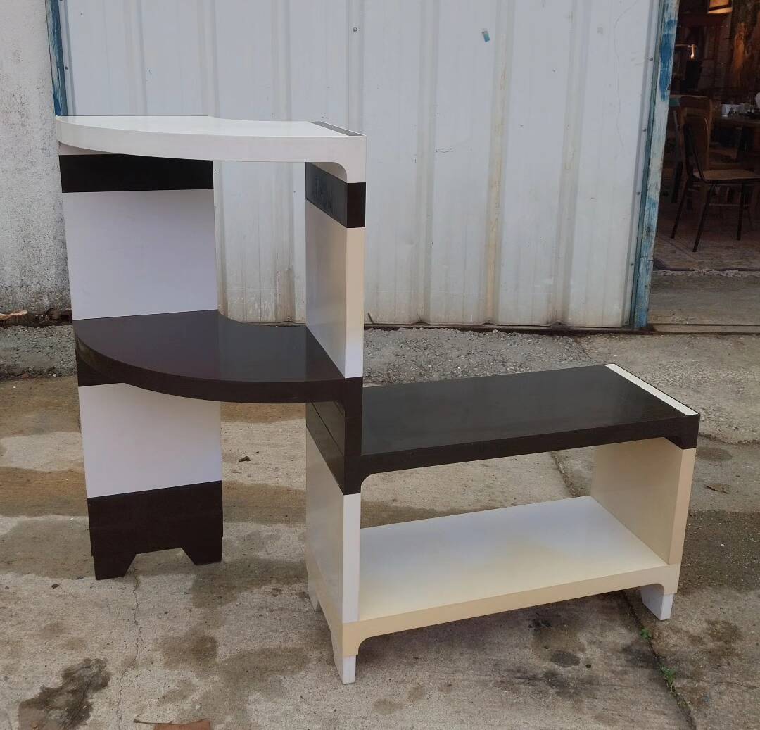 Somm Paris modular shelving