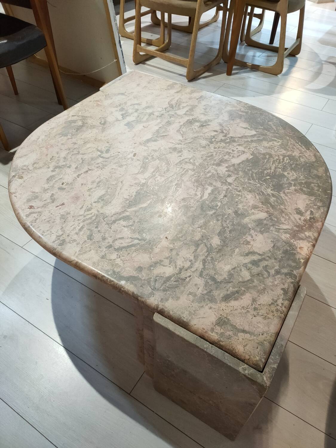 Marble coffee table, old pink water drop shape