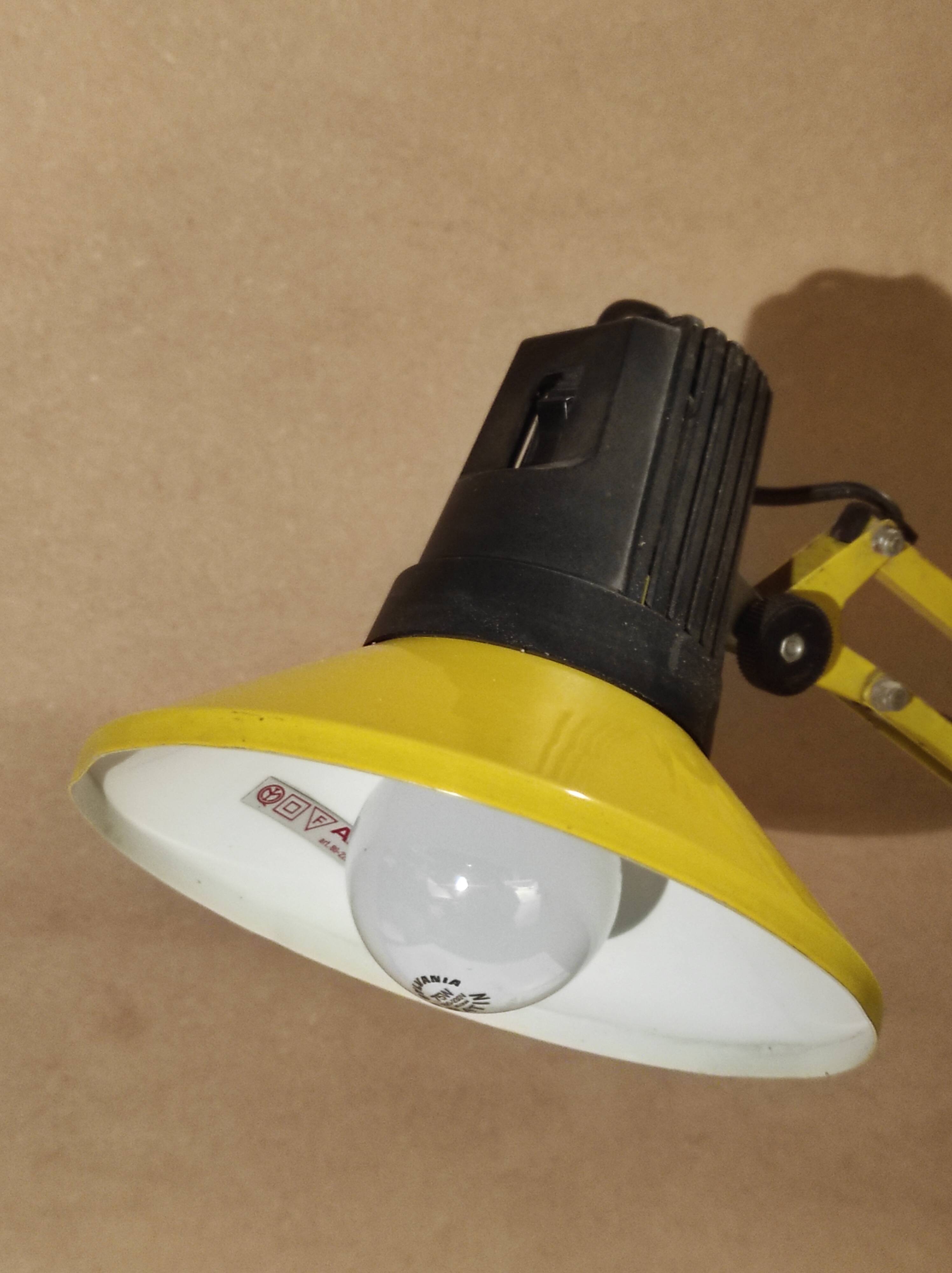 Articulated lamp of architect design vintage Italian 60s yellow