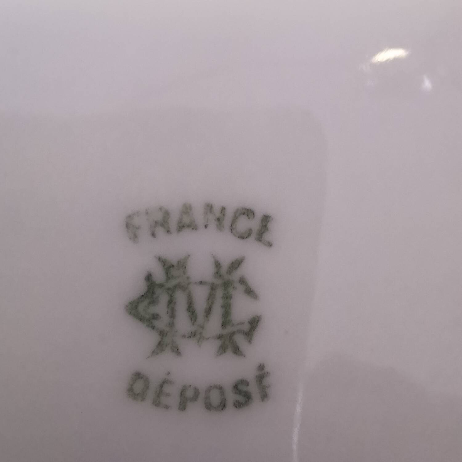 Large fish dish signed cm limoges cream / beige