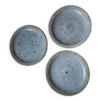 Set of three stoneware plates by Pierre Digan