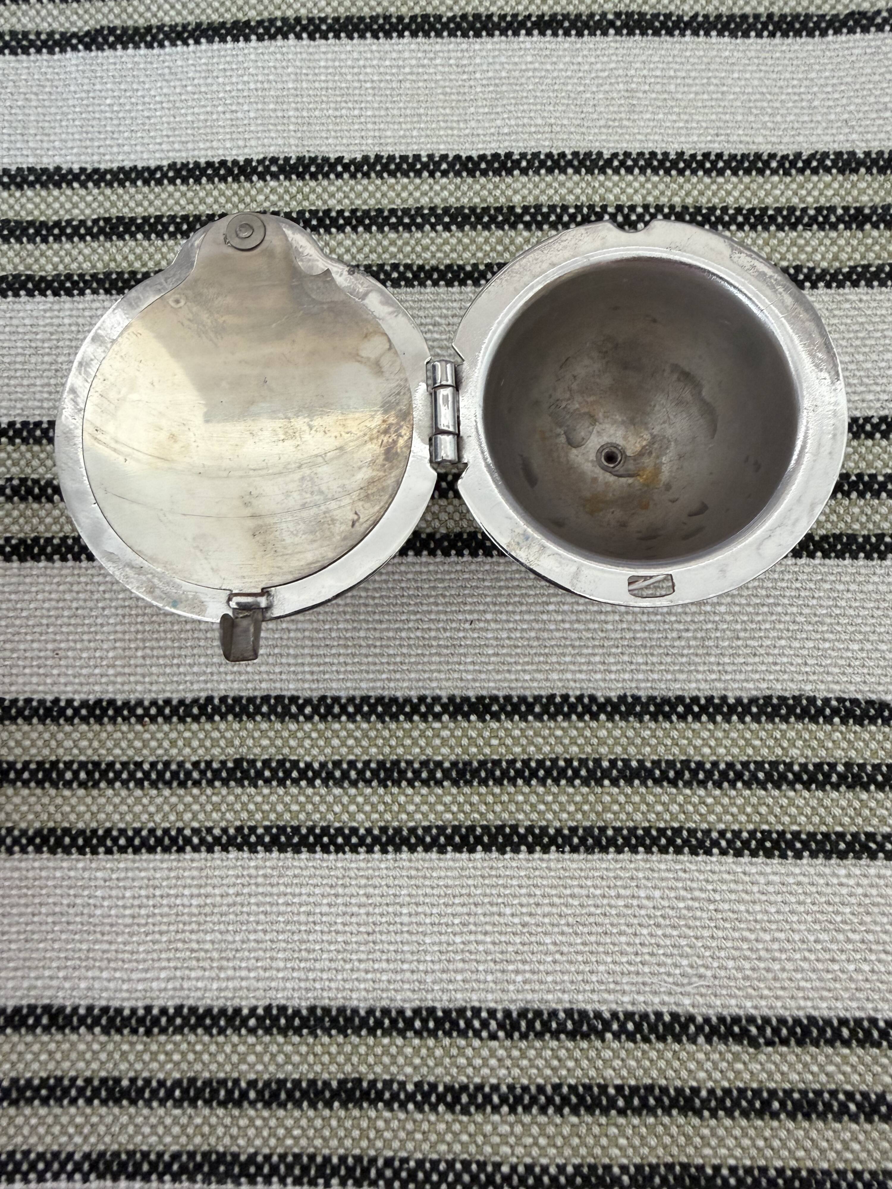 Ancien coupe-oeuf / coquetier