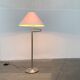 Adjustable floor lamp