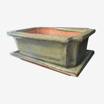 Small terracotta planter