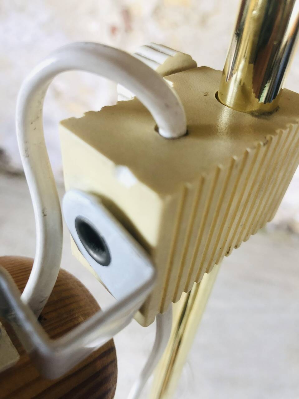 Vintage adjustable floor lamp by Vrieland design, circa 70's/80's