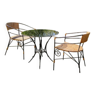 Table de jardin et chaise en fer forgé