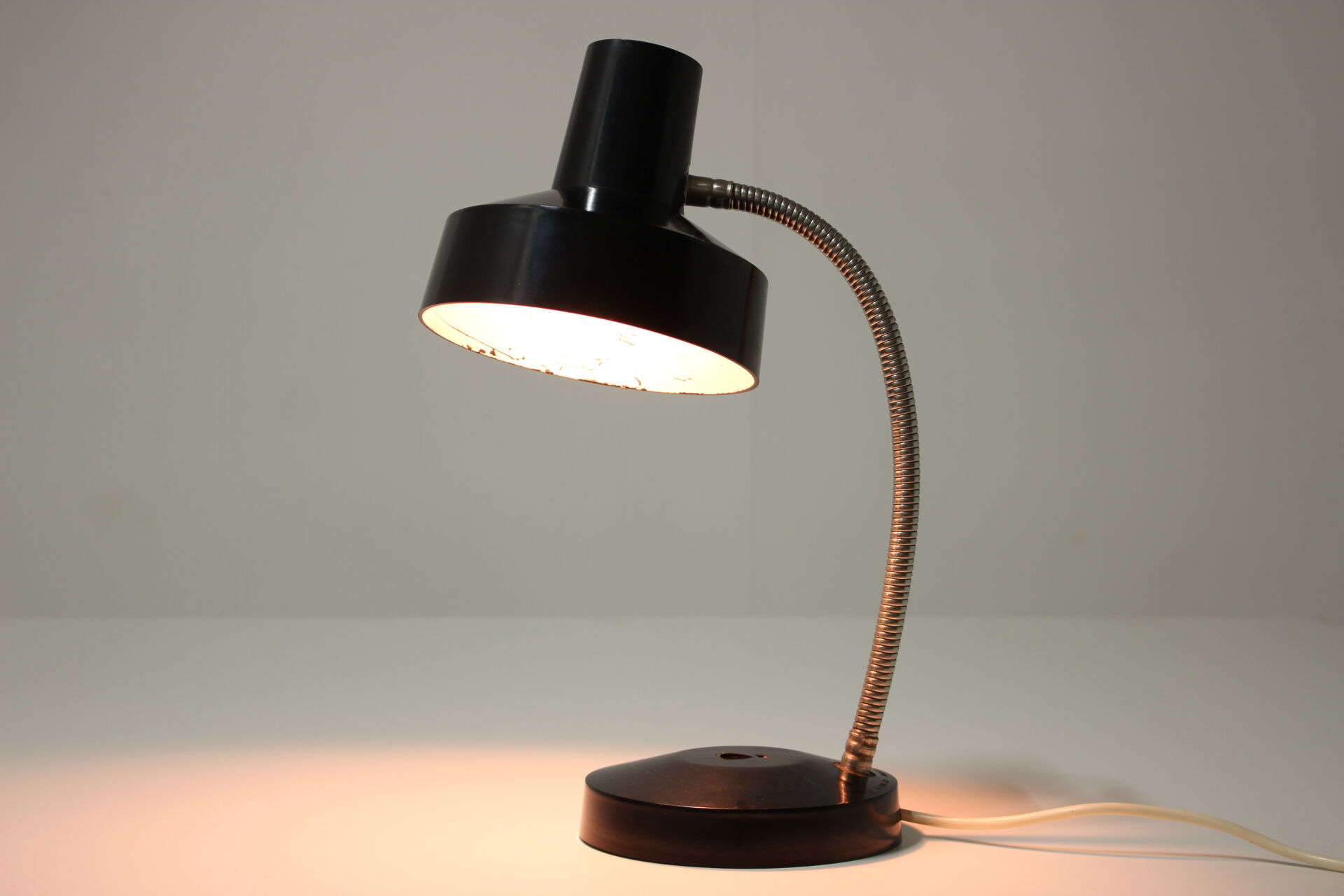 1950s black bakelite table lamp by Elektrosvit, Czechoslovakia