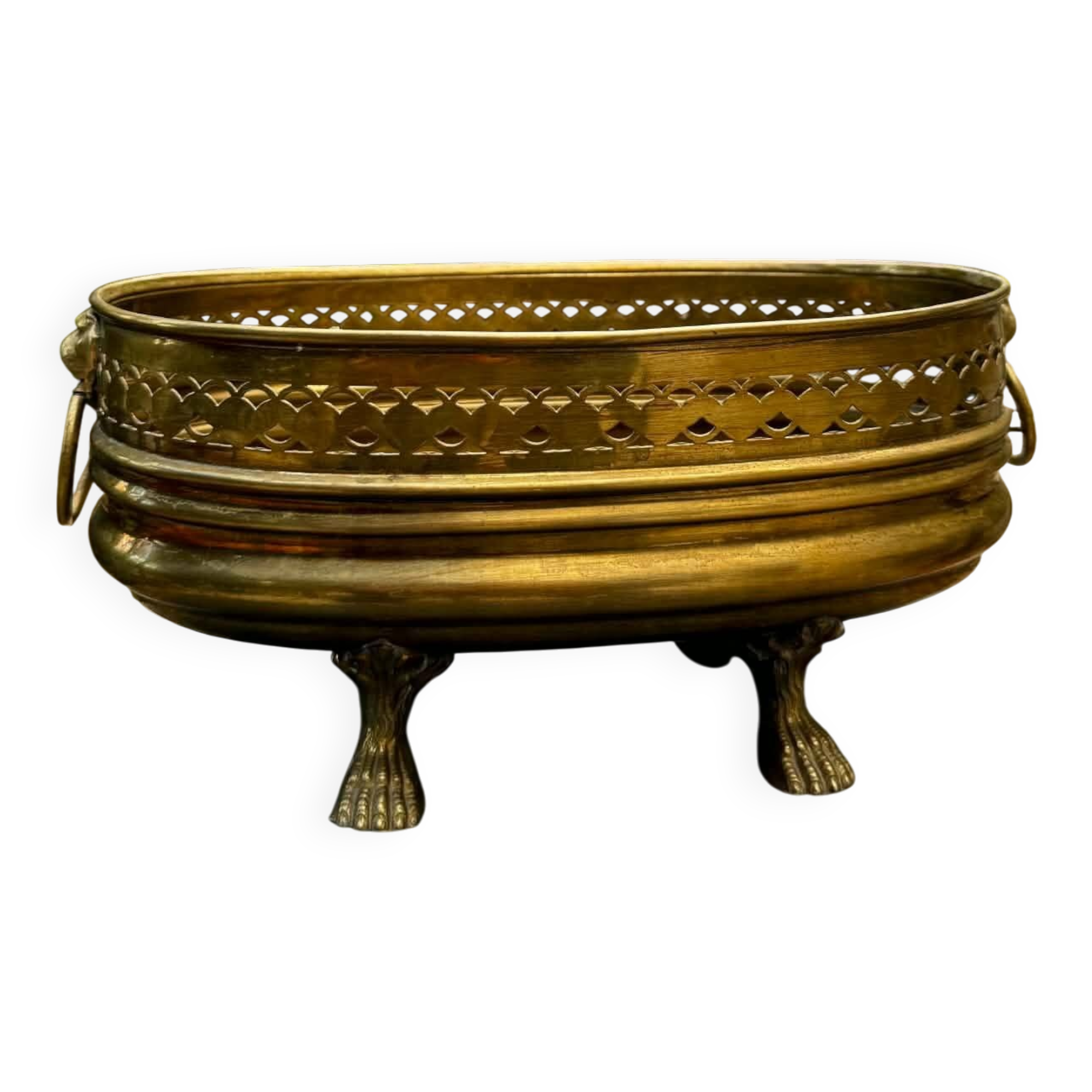 Baroque lion brass planter