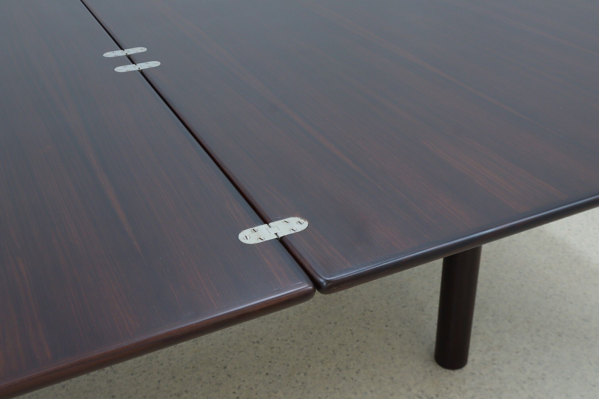 Tobia Scarpa vintage extendable dining table GAVINA 1960s