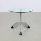 Table d'appoint postmoderne en chrome et verre, années 1980