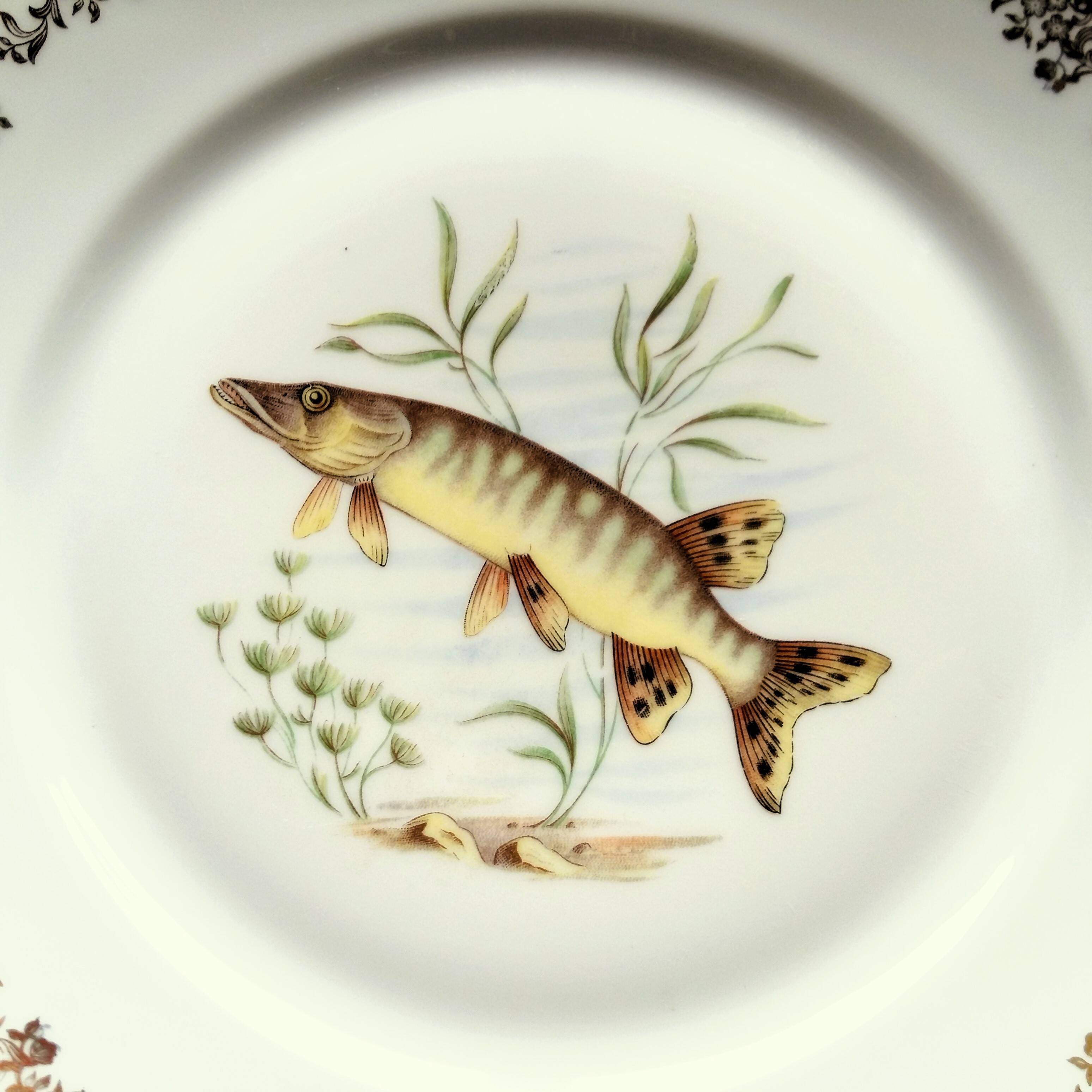 Set of four fish plates. vintage french fish plate set.