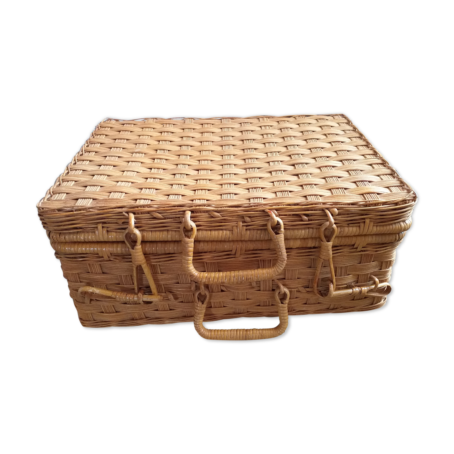 Vintage wicker case