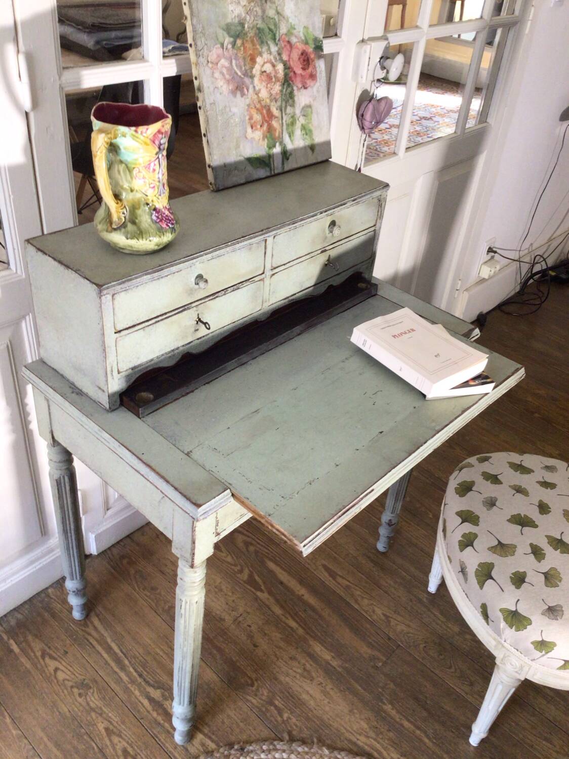 Desk happiness of the day 19th century