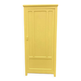 Simple yellow Parisian wardrobe