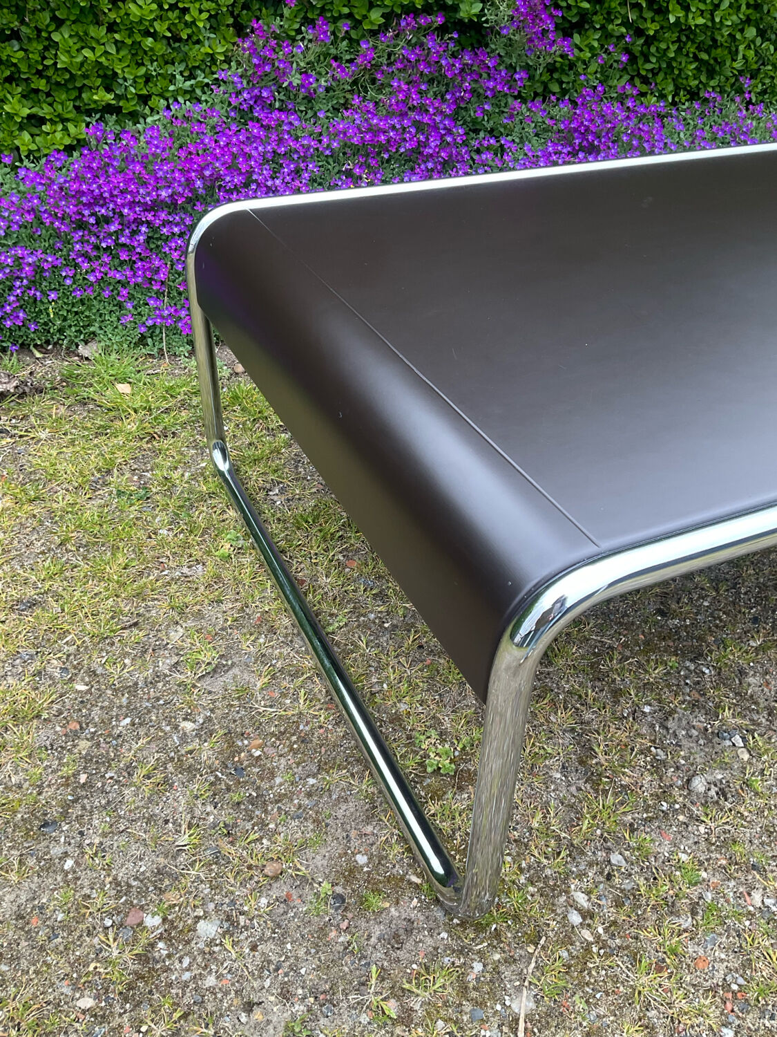 Space Age style coffee table by Marcel Breuer