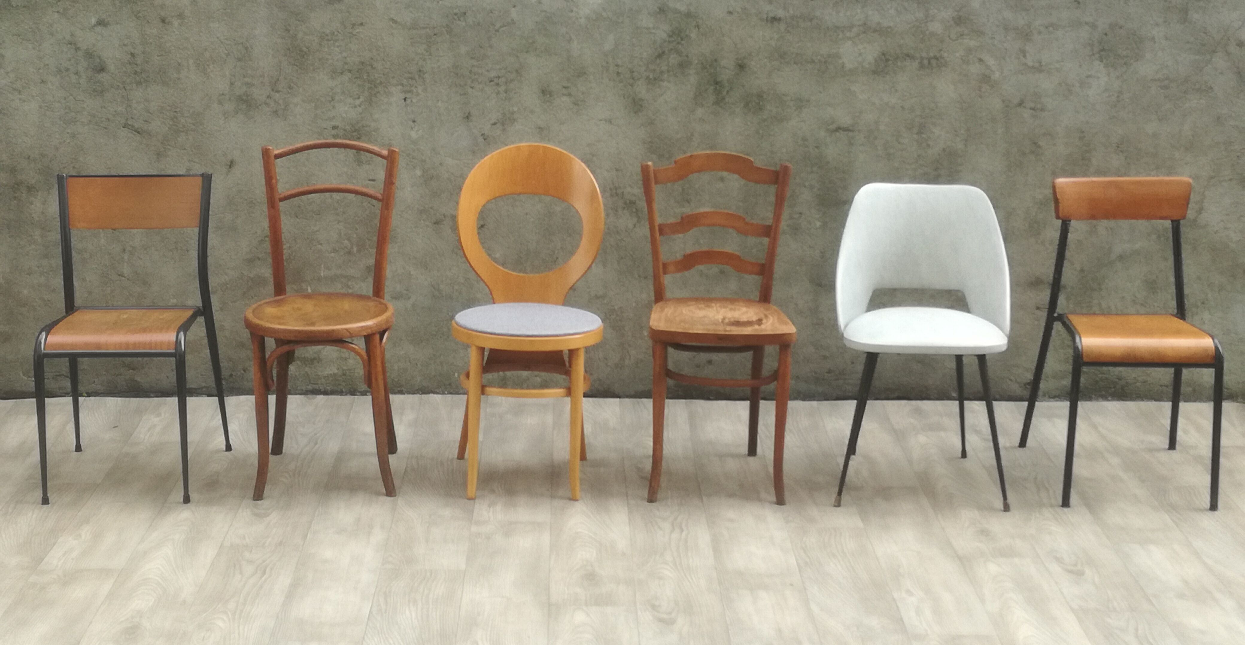 Lot de 6 chaises vintages depareillées
