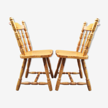 Chairs with pine bars