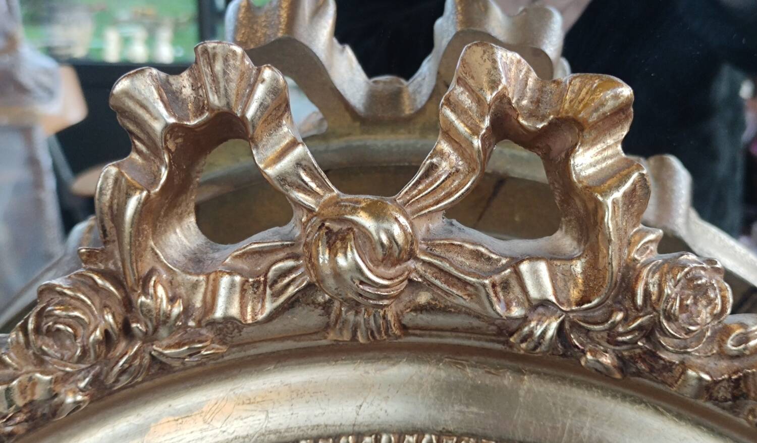 Ancien miroir biseauté stuck doré style Louis XVI