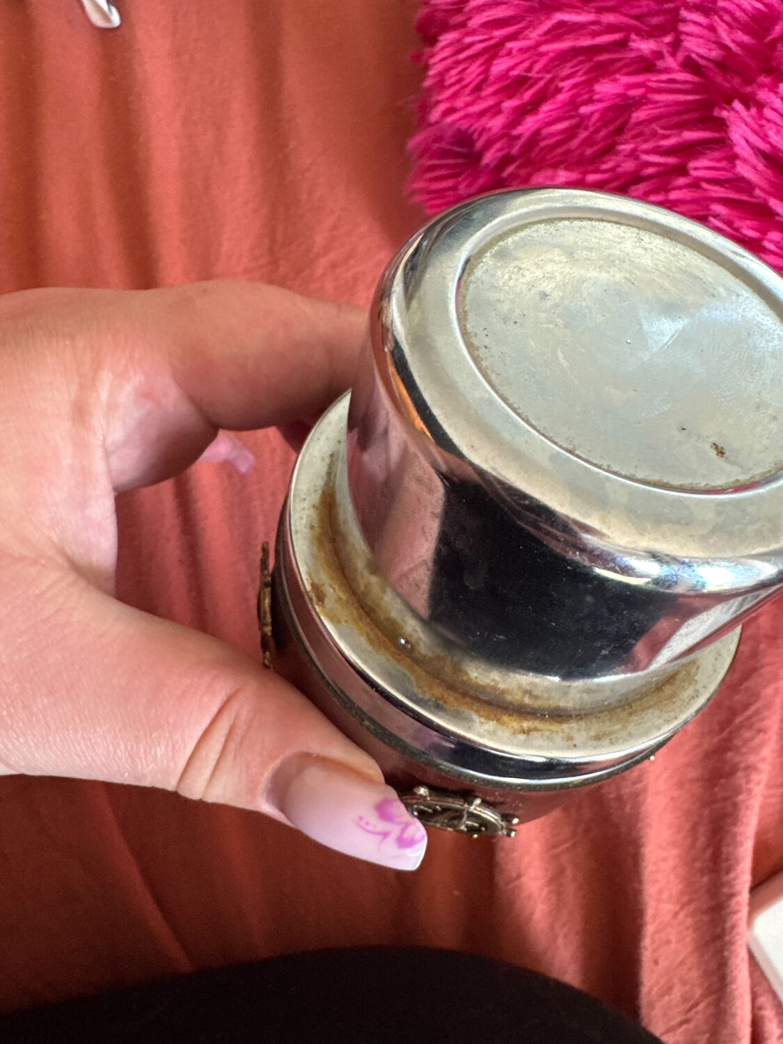 Vintage table set: lighter + marine-themed pots – retro style