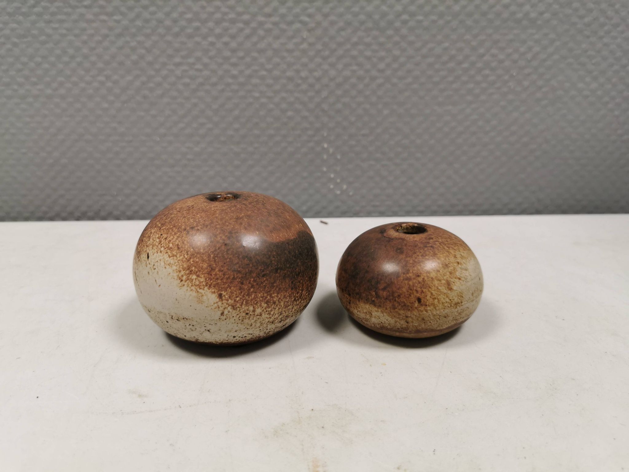 Two small round vases by Aage Wurtz Denmark 1970-80s.