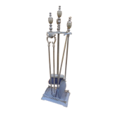 Servant of bronze and brass chimney