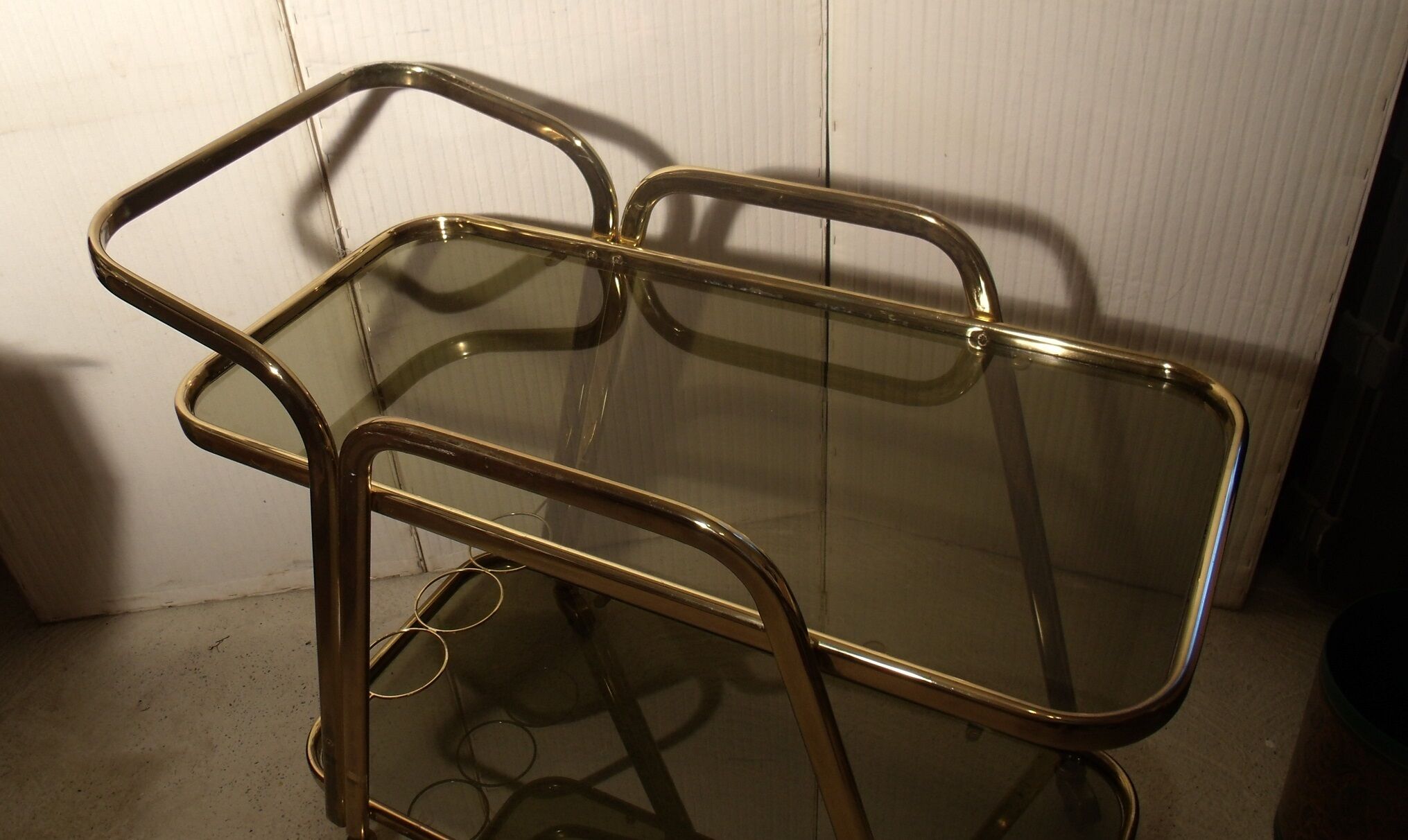 Golden serving table