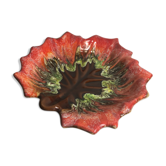 Vallauris ceramic cup in the shape of a leaf