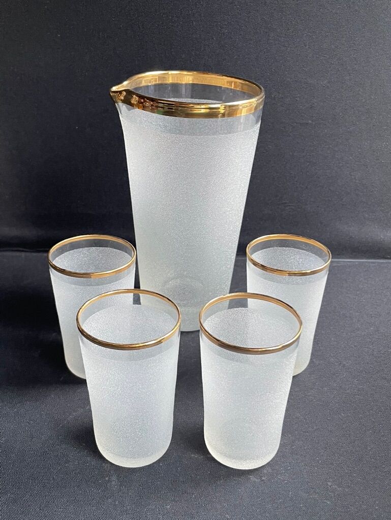 Pitcher and 4 glasses – Mid XXth