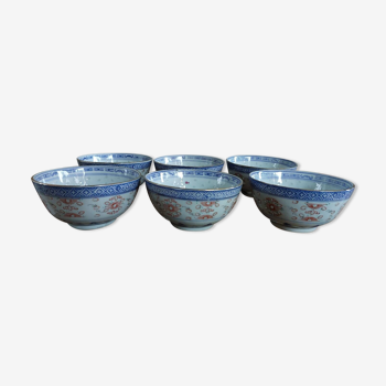 Old Chinese porcelain rice bowl