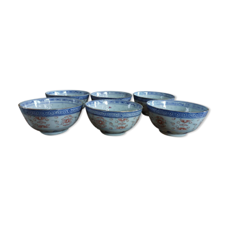 Old Chinese porcelain rice bowl