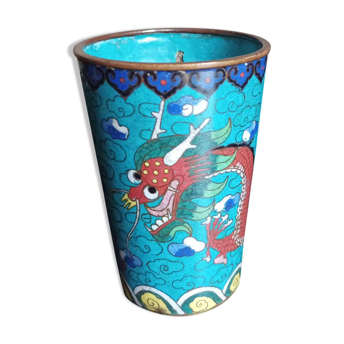 Bronze glass in partitioned enamels