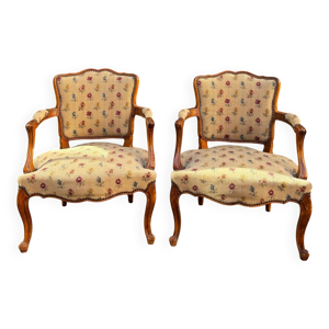 Paire de fauteuils Louis