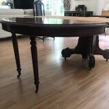 OVAL WALNUT TABLE OPENING 19°